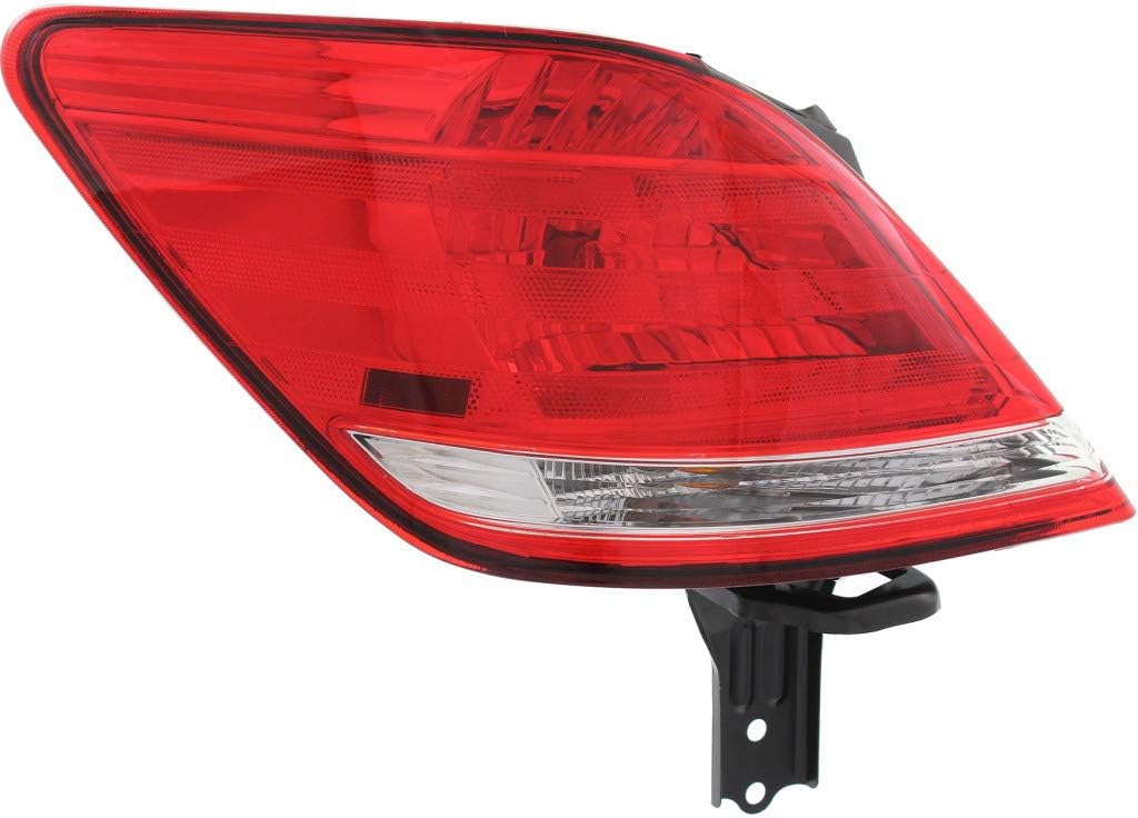 Passenger Side Tail Light Assembly with Bulbs N391