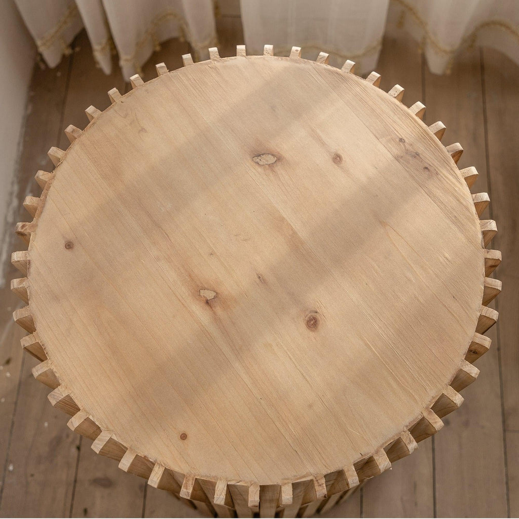 Cylindrical Coffee Table with Vertical Texture U135