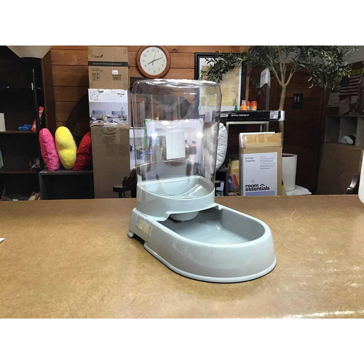 Cat Dog Waterer O565