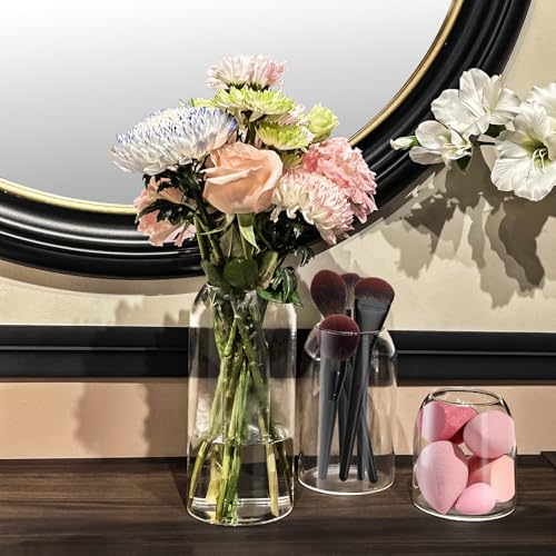 Clear Ribbed Glass Vase, 7.87 Inches M9706