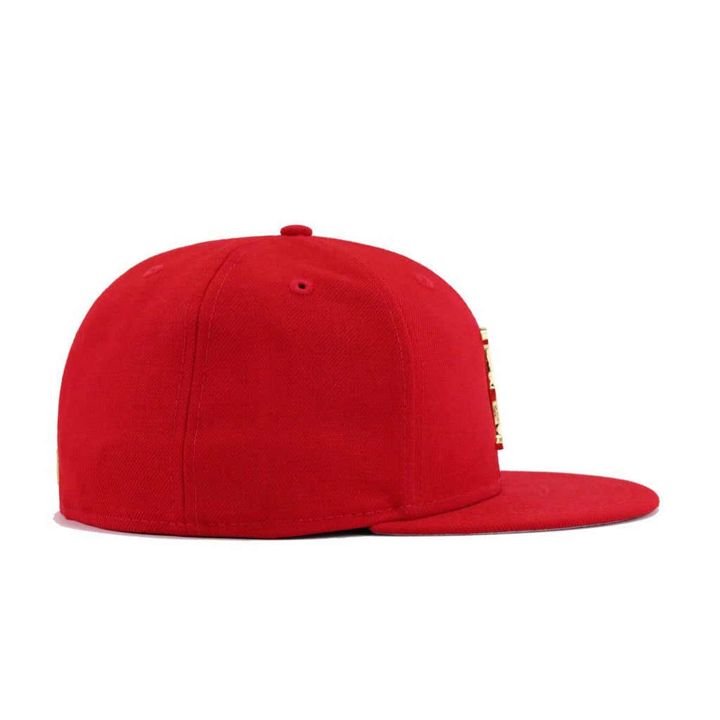 Scarlet Gold Metal Badge Fitted Baseball Hat I7713