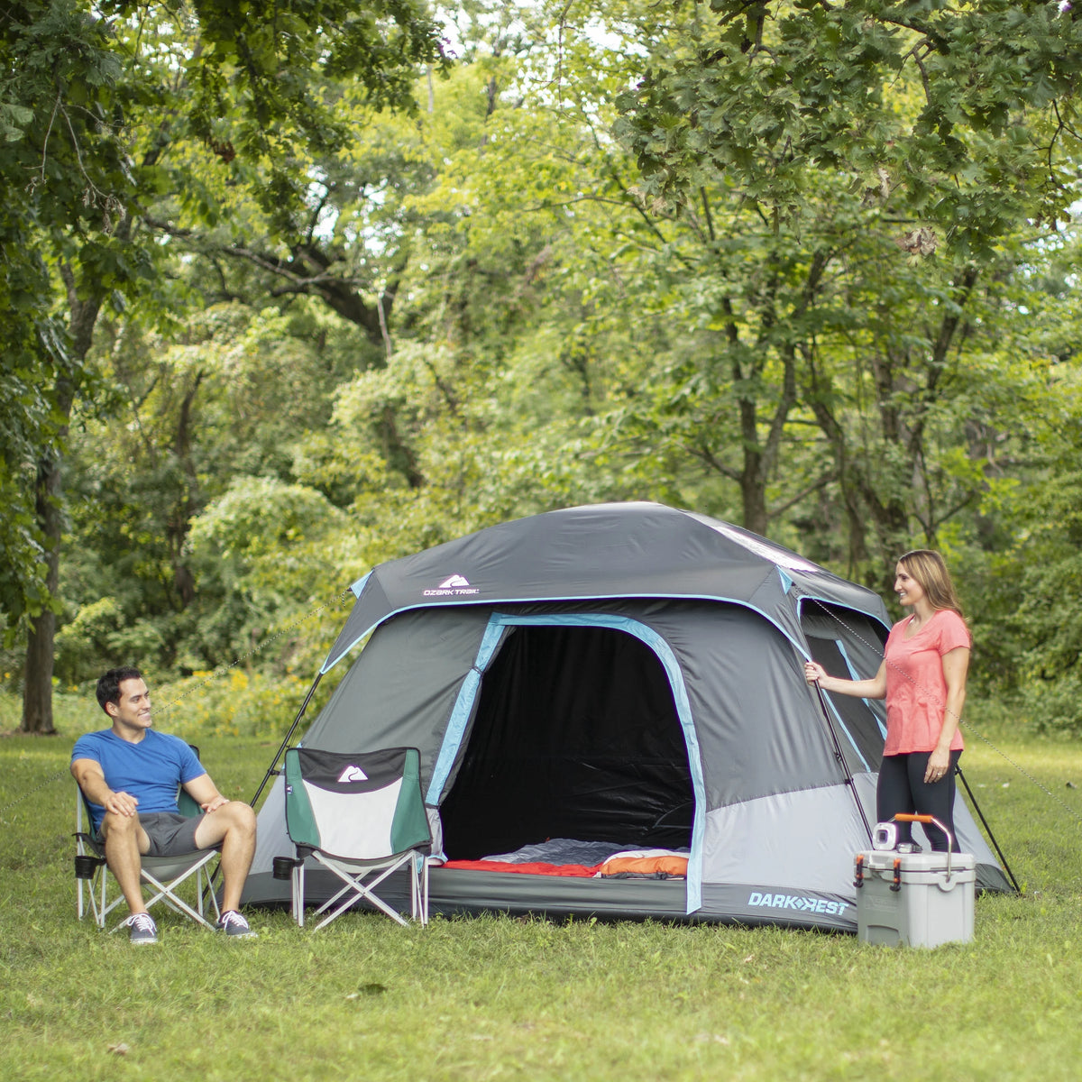 6-Person Dark Rest Cabin Tent with Skylight Ceiling Panels M390276