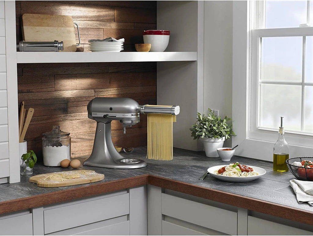 White Pasta Press Attachment with 6 Interchangeable Pasta Plates Z500