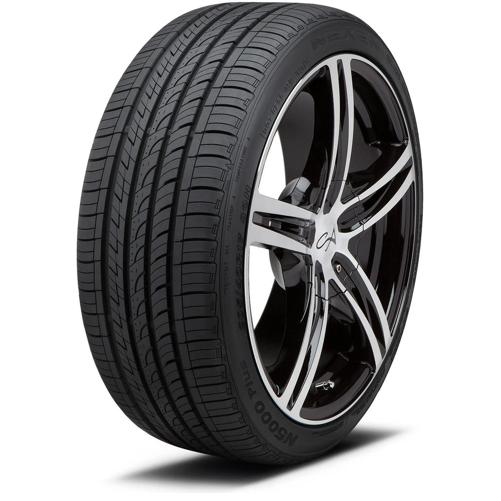 235/65R17 104H All Season Tire C645091