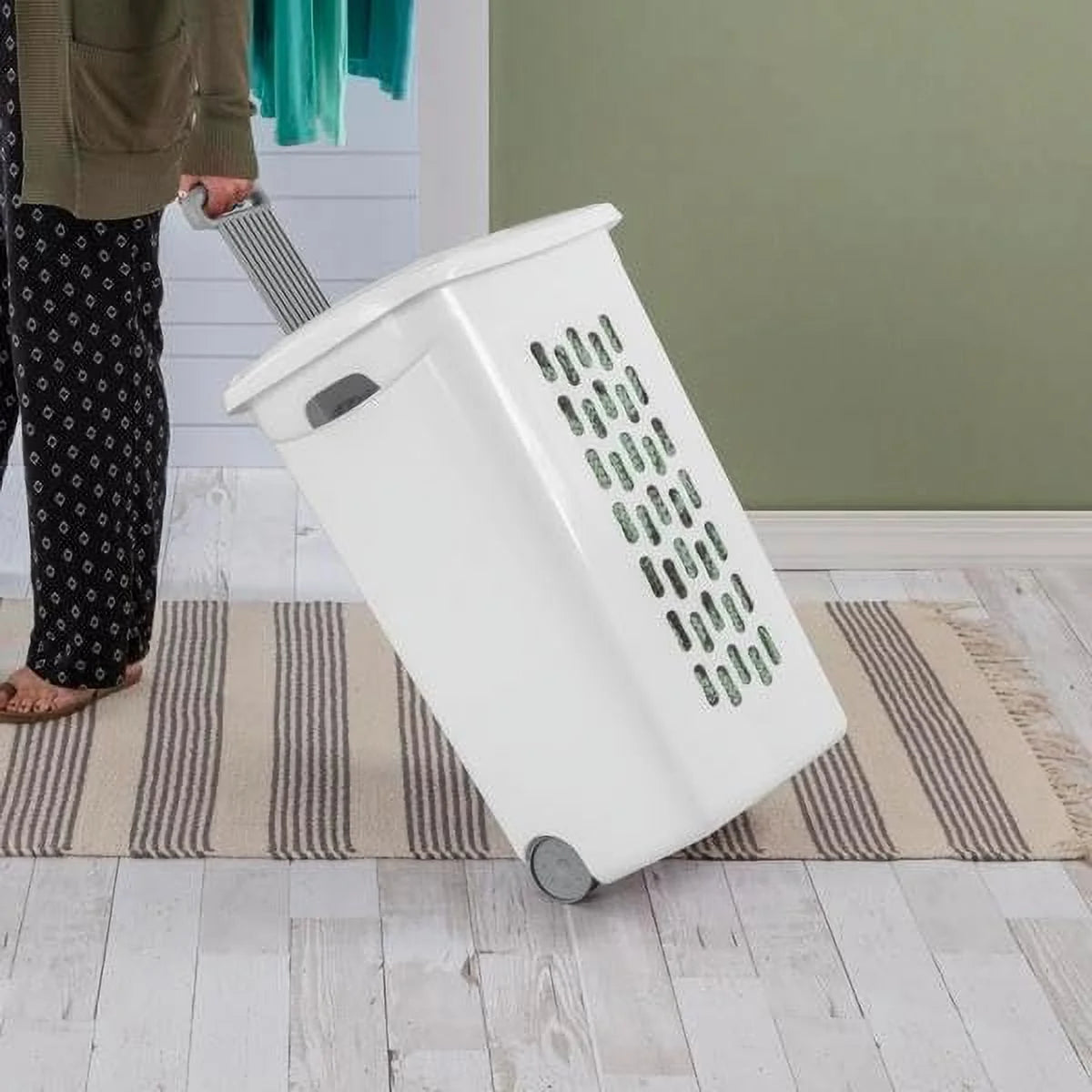 White Wheeled Laundry Hamper with Retractable Handle and Lid V97477