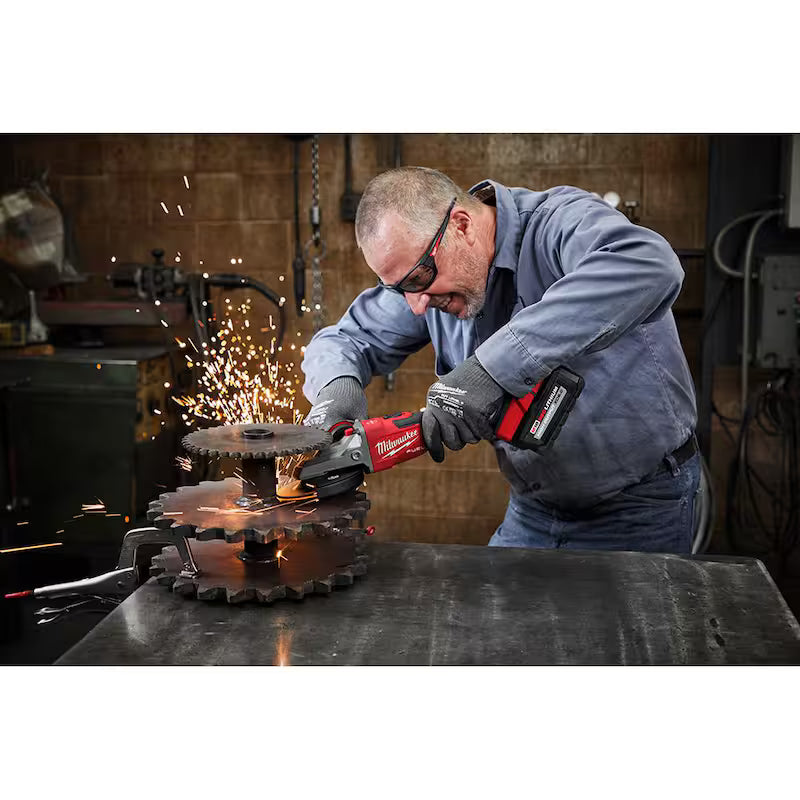 18V Lithium-Ion Brushless Cordless 5 in. Flathead Braking Grinder R248591