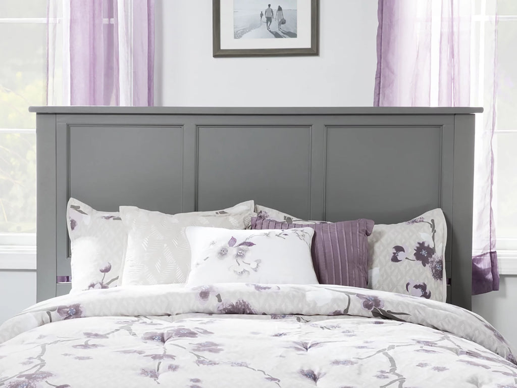 Queen Wood Platform Bed with Panel Headboard and Footboard Q5030