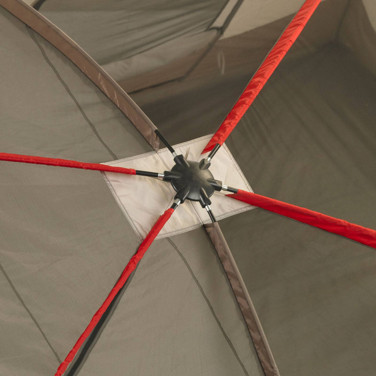 10-Person Cabin Tent C422