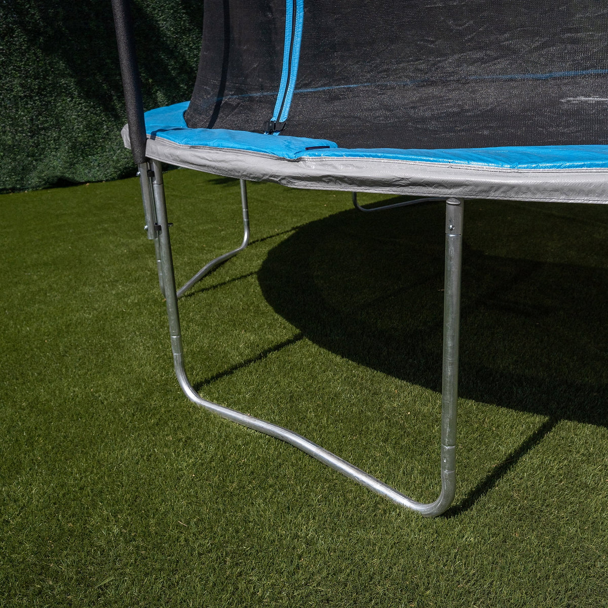 14ft Trampoline and Enclosure with Basketball Hoop S32517
